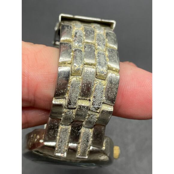 Bum Equipment 3316 Analog Date/Day Mens Quartz Watch Black Dial Silver Tone 36mm - Picture 7 of 12